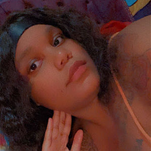 Meet your Posher, Chanel`s